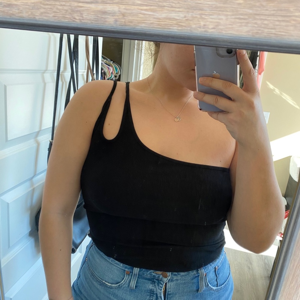 Black one shoulder crop top